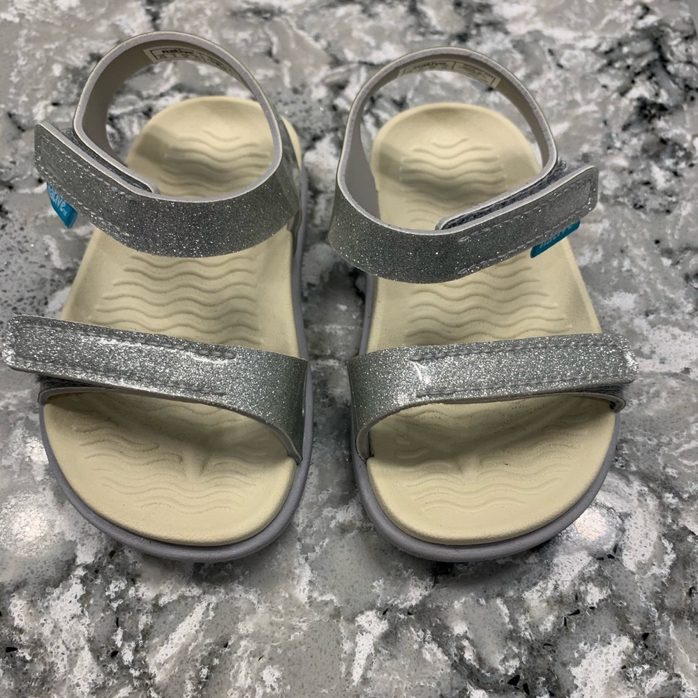 Native Sandals Sz 6 - Silver Glitter